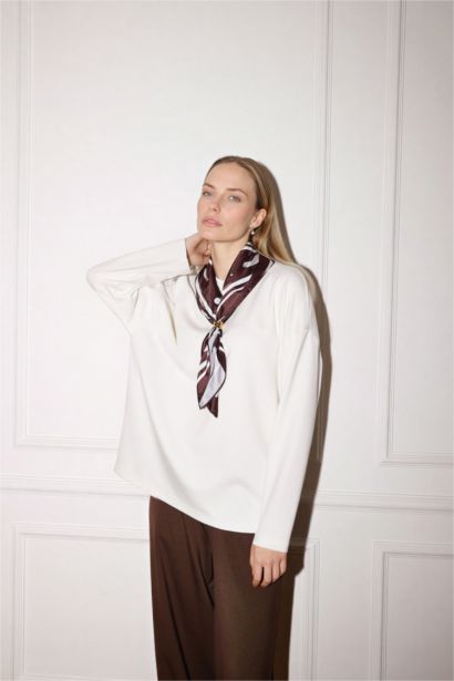 Woman Long Sleeve T-Shirt