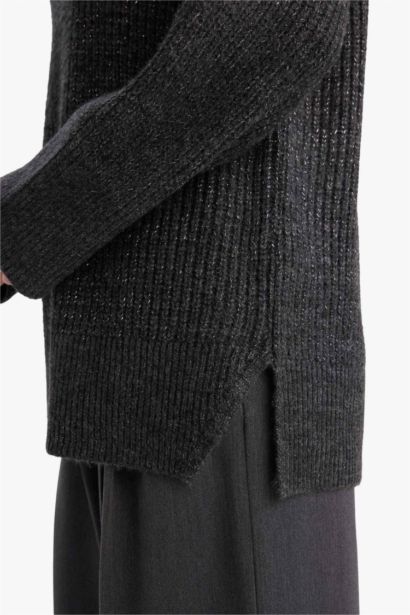 Loose Fit Bisiklet Yaka Simli Kumaş Triko Kazak Tunik