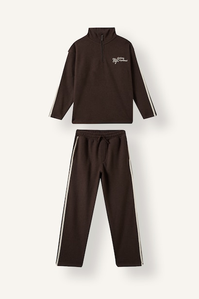 2 piece Regular Fit High Neck Slogan Set