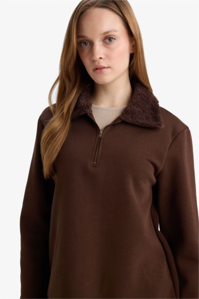 Regular Fit Fermuarlı Yaka İçi Yumuşak Tüylü Kalın Sweatshirt Tunik