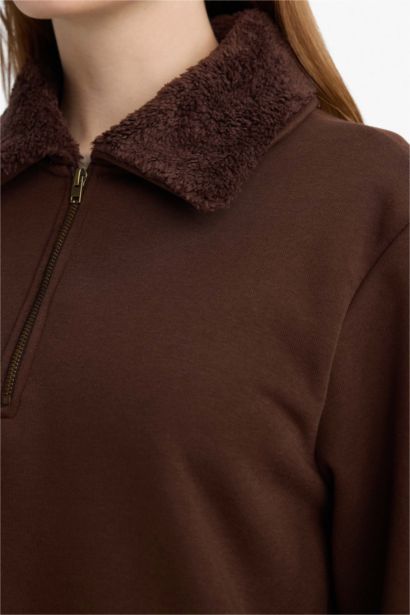 Regular Fit Fermuarlı Yaka İçi Yumuşak Tüylü Kalın Sweatshirt Tunik