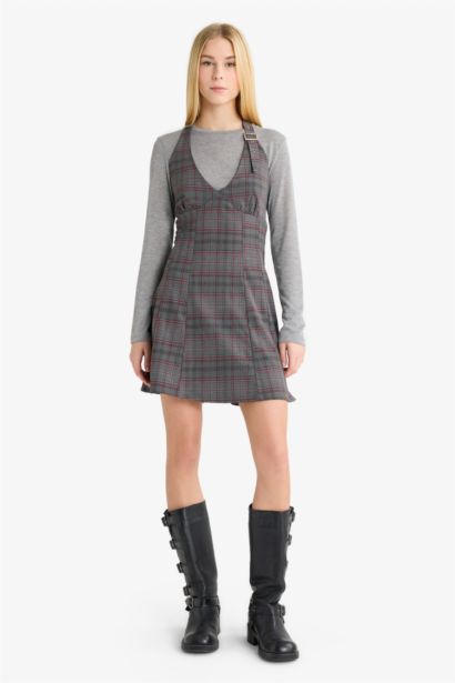 Robe courte à carreaux à col halter