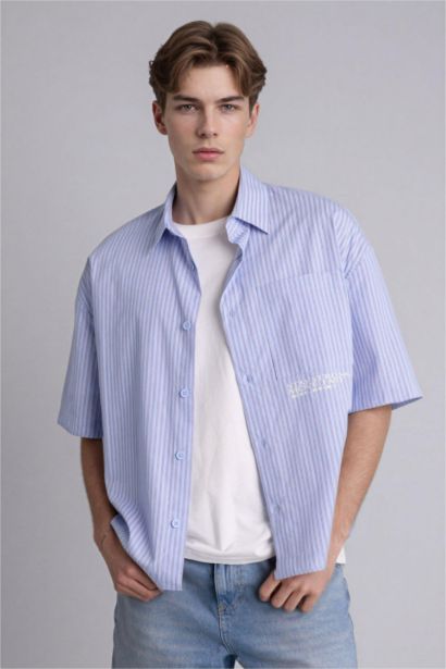 Boxy Fıt Polo Yaka Baskılı Çizgili Kısa Kollu Gömlek