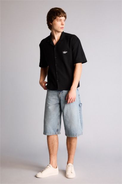 Man Short Sleeve Shirt