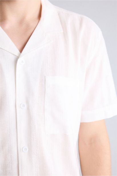 Man Short Sleeve Shirt