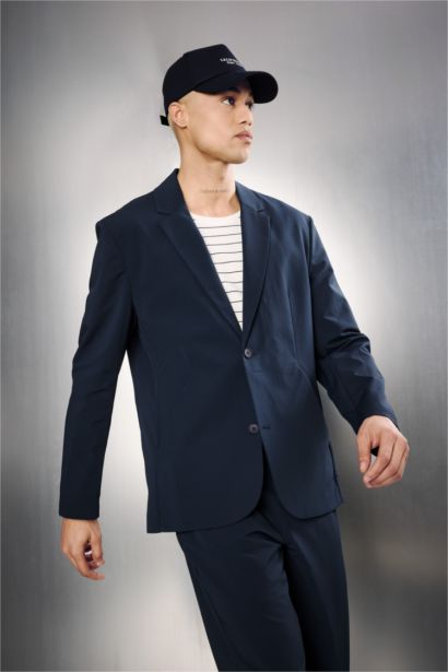 Teknik Kumaştan Esnek Blazer Ceket