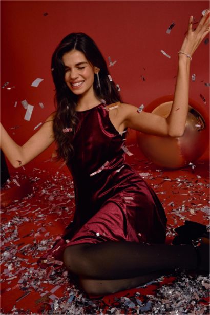 Bisiklet Yaka Kadife Kolsuz Mini Elbise