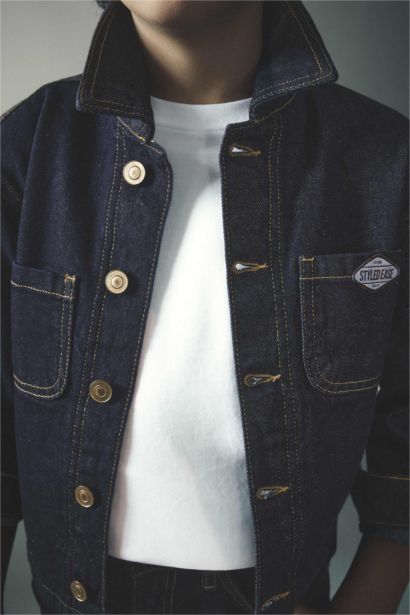 جاكيت جينز اولادي بأزرار