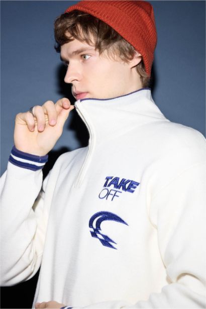 Standard Fit Knitwear Pullover