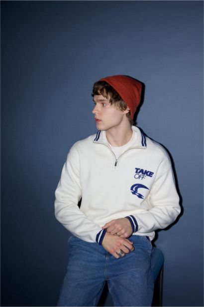 Standard Fit Knitwear Pullover