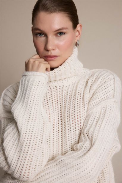 Oversize Fit Turtleneck Knitwear Pullover