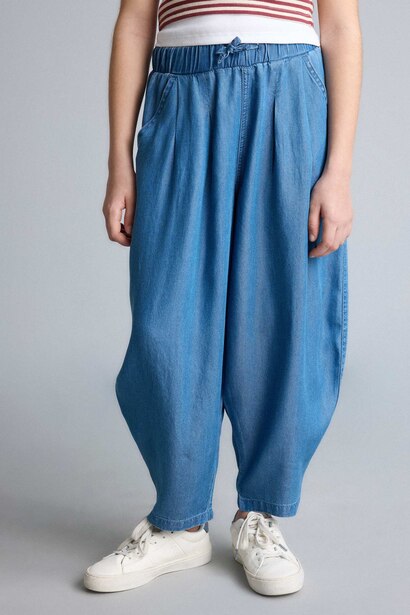 Balloon Fit Jeans