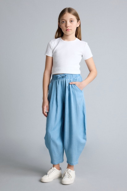 Balloon Fit Jeans