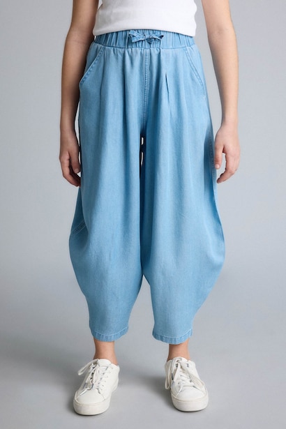 Balloon Fit Jeans