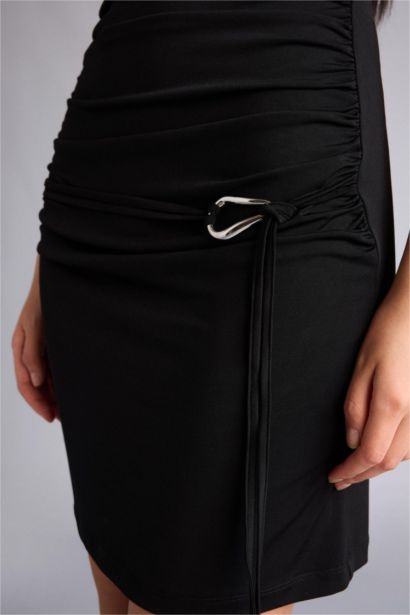 Платье с коротким рукавом мини Платье bodycon с горловиной халтер