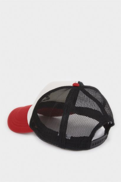 شفقة كاب منسوج رجالي مطرز