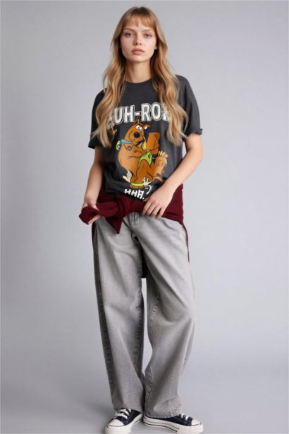 Футболка Scooby Doo оверсайз с круглым вырезом принтом и коротким рукавом