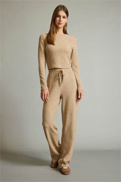 Regular Fit Regular Waist Elastic Waist Trousers