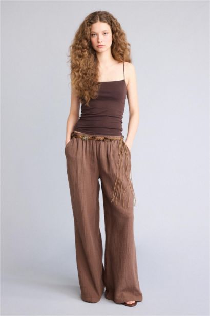 Муслиновые брюки Wide Leg стандартной длины с нормальной посадкой и деталью кармана