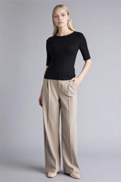 Slim Fit Basic T-Shirt