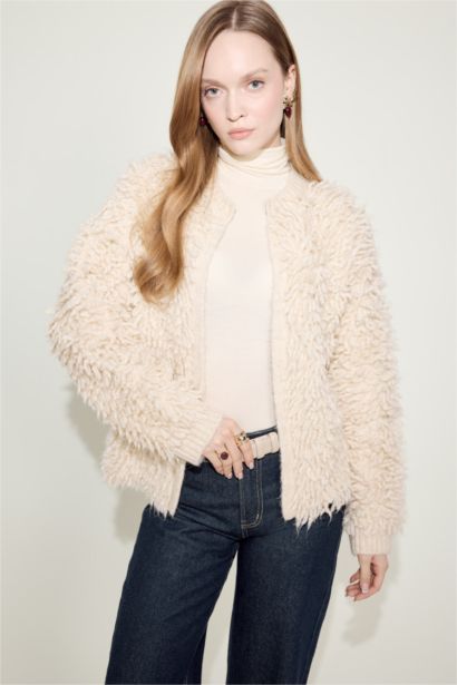 كارديجان تريكو قصة عادية بياقة مستديرة