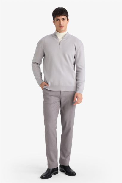 Standard Fit Zip-Up Turtle Neck Knitwear Pullover