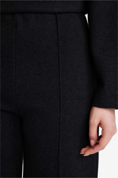 Wide Leg Straight Leg Trousers