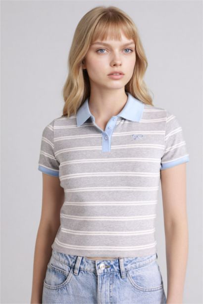 Woman Short Sleeve T-Shirt