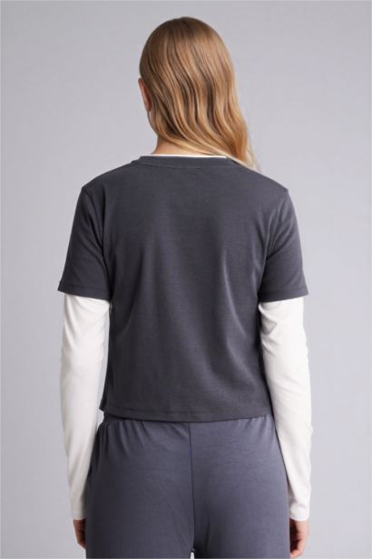 Футболка Loose Fit в рубчик с круглым вырезом и длинным рукавом