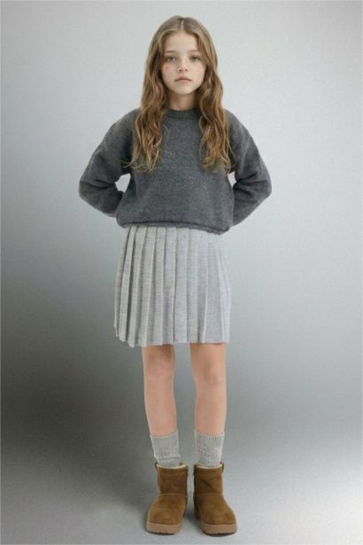 Pileli Etek Kız Çocuk