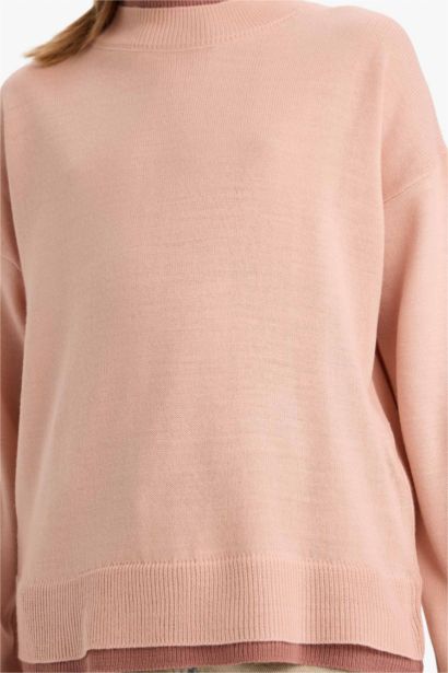 Girl Regular Fit Crew Neck Pullover