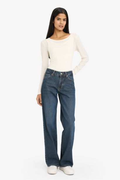 Футболка в рубчик с круглым вырезом и длинным рукавом