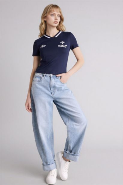 Loose Fit спорттық баспалы рибана қысқа жеңді футболка