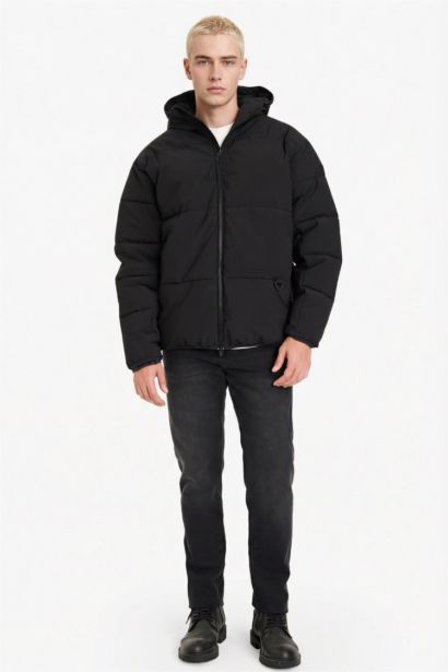 Regular Fit Waterproof Puffer Jacket