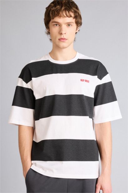 100% мақта Boxy Fit жолақты футболка