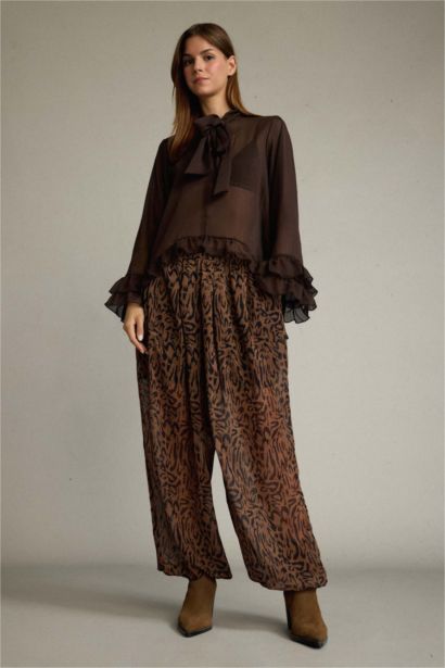 Relax Fit Leopard Chiffon Trousers