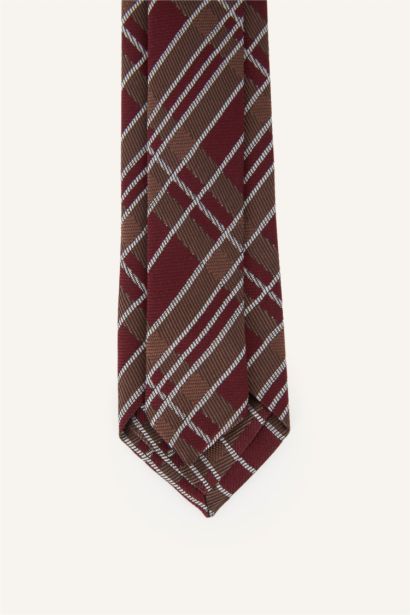 كرفتة نسائي منقوش