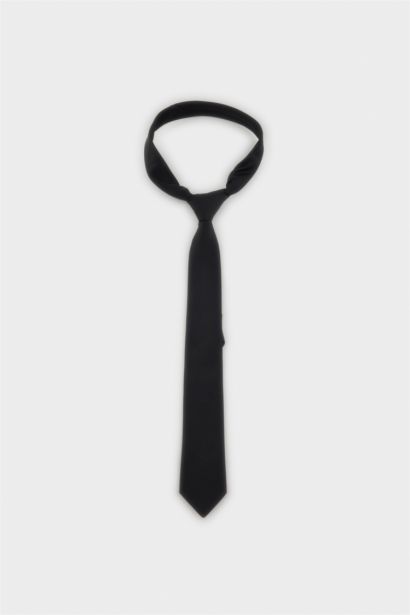 Woman Tie