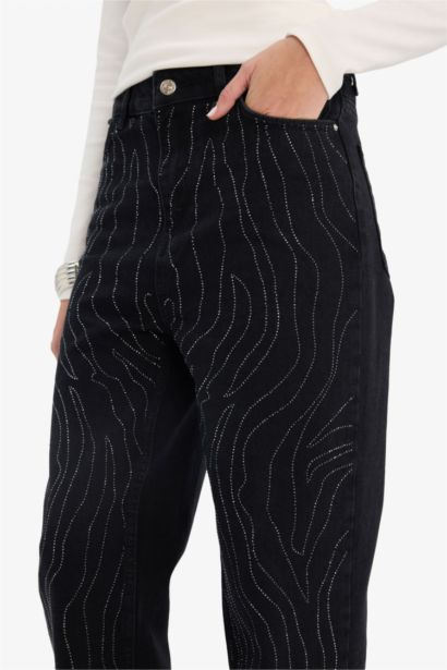 Straight Fit High Waist Ankle Length Jeans