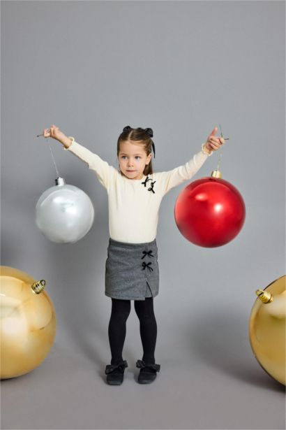 Yılbaşı Temalı Bisiklet Yaka Fiyonk Detaylı Fitilli Kaşkorse Uzun Kollu Tişört Kız Bebek