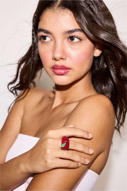 Bague motif pomme pour femme