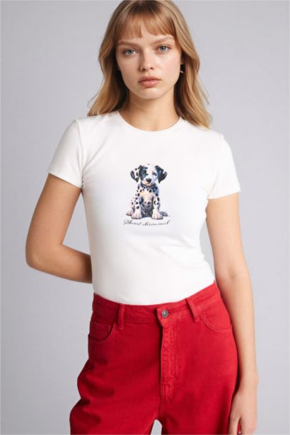 Футболка Fitted в рубчик с принтом и коротким рукавом