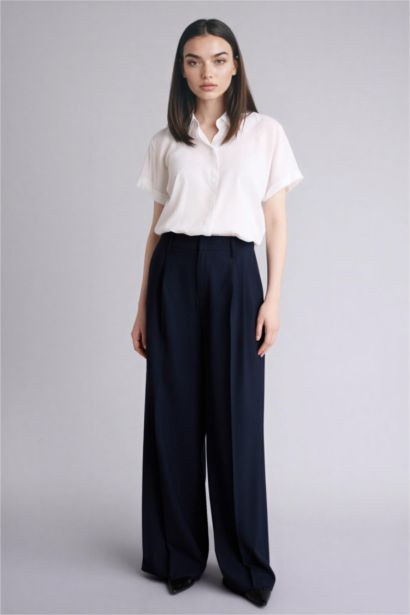 Рубашка с коротким рукавом стандартного кроя для женщин