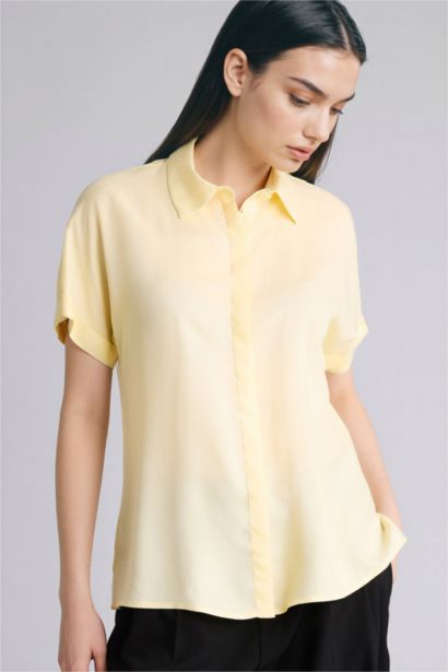 قميص نص كم قصة عادية بياقة قميص