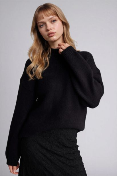 Oversize Fit Crew Neck Pullover