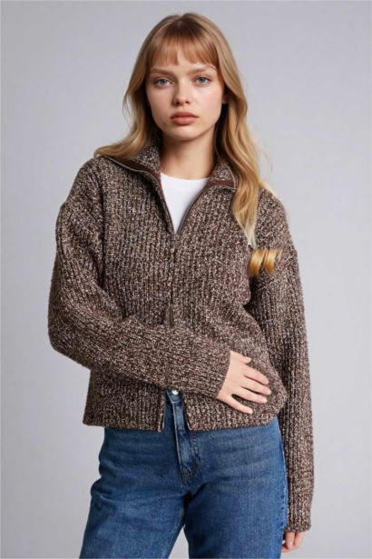 Oversıze Kapüşonlu Hırka