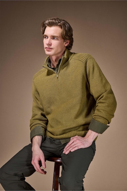 Standard Fit Knitwear Pullover