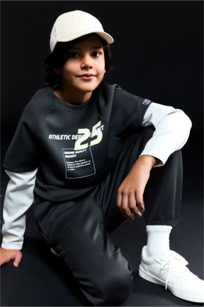 Boy Oversize Fit Slogan Crew Neck Sweatshirt