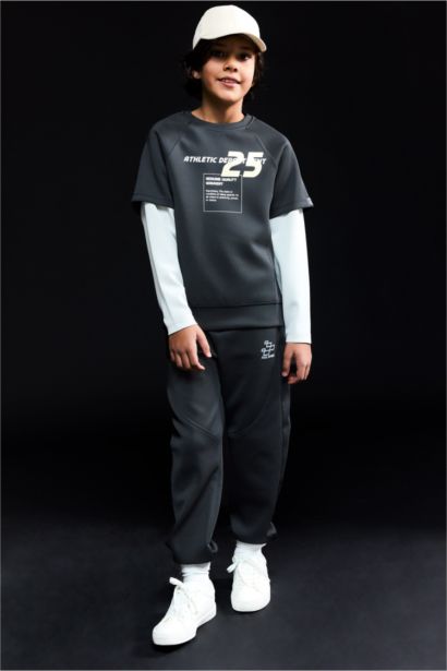 Boy Oversize Fit Slogan Crew Neck Sweatshirt