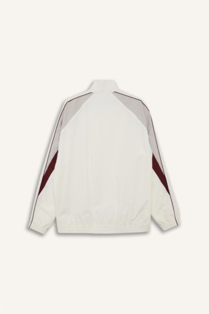 جاكيت بسوستة مقاوم للماء